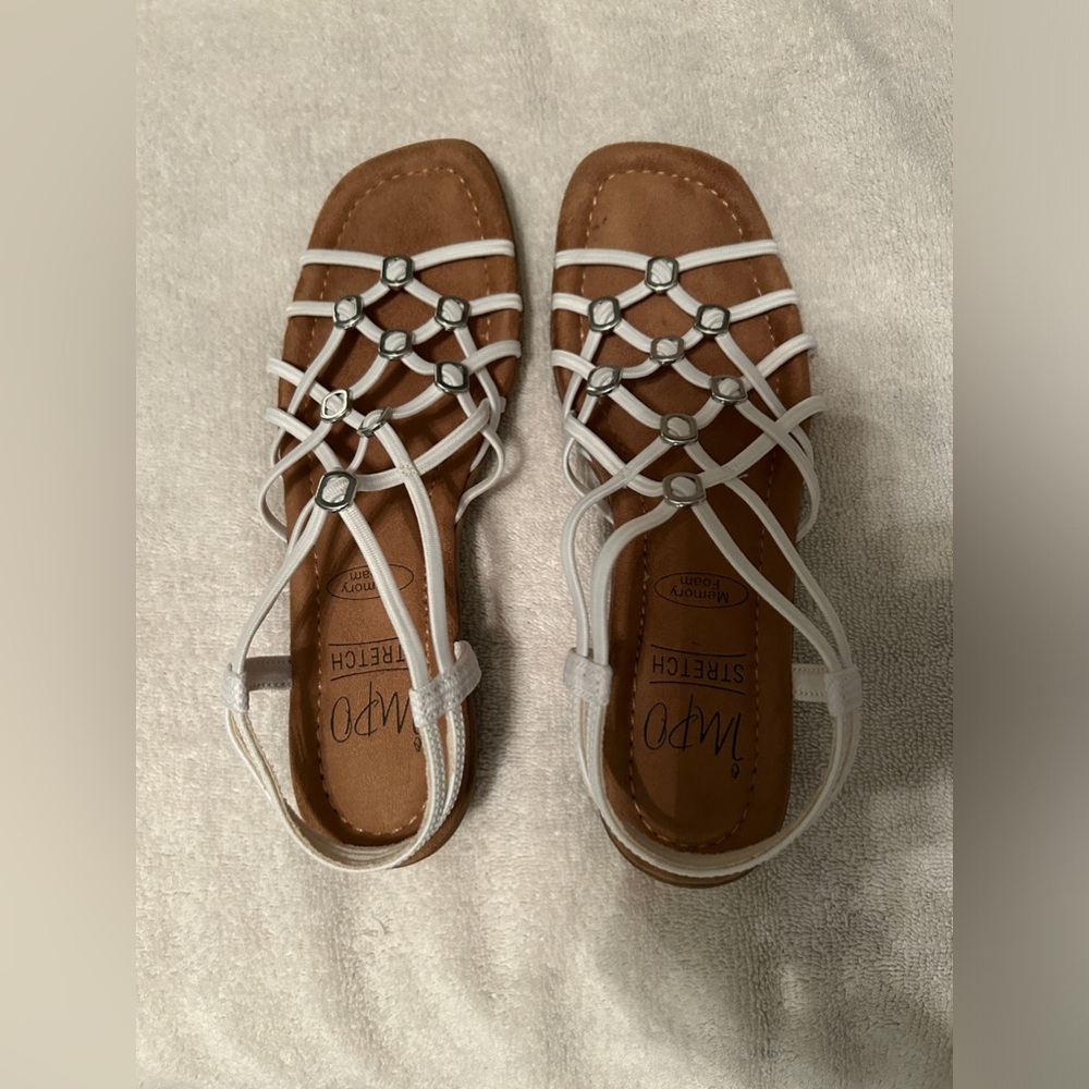 White Impo stretch brand women’s size 7 strappy sandals